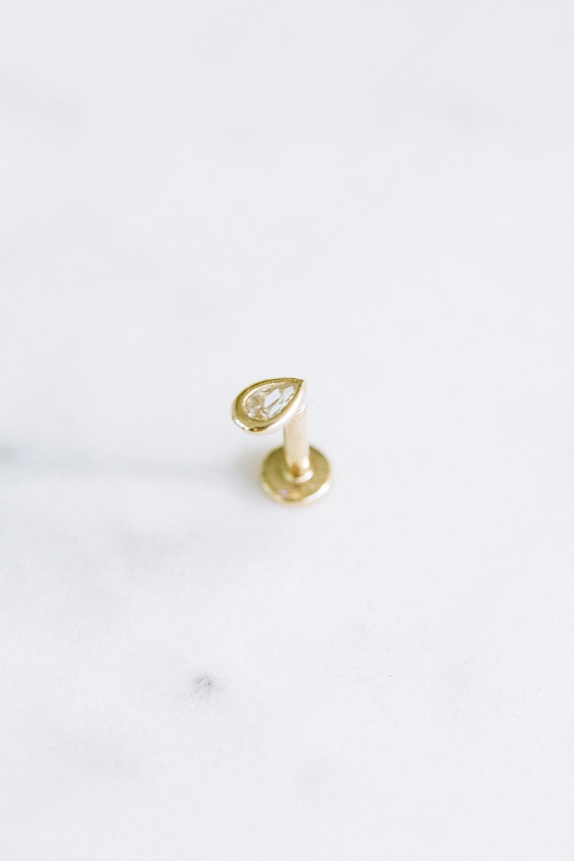 14k Gold Cartilage Cubic Teardrop Waterdrop Internally Internal Threaded Flat Back Labret