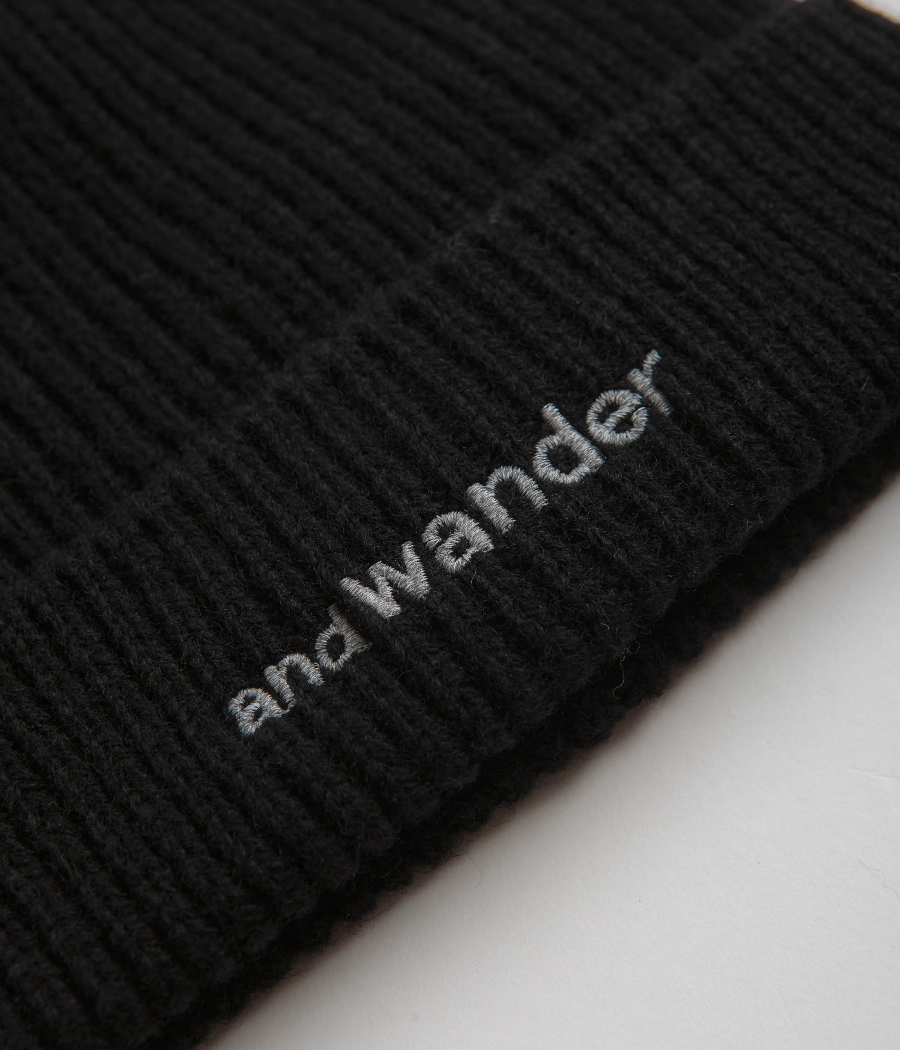 and wander Shetland Wool Beanie - Black