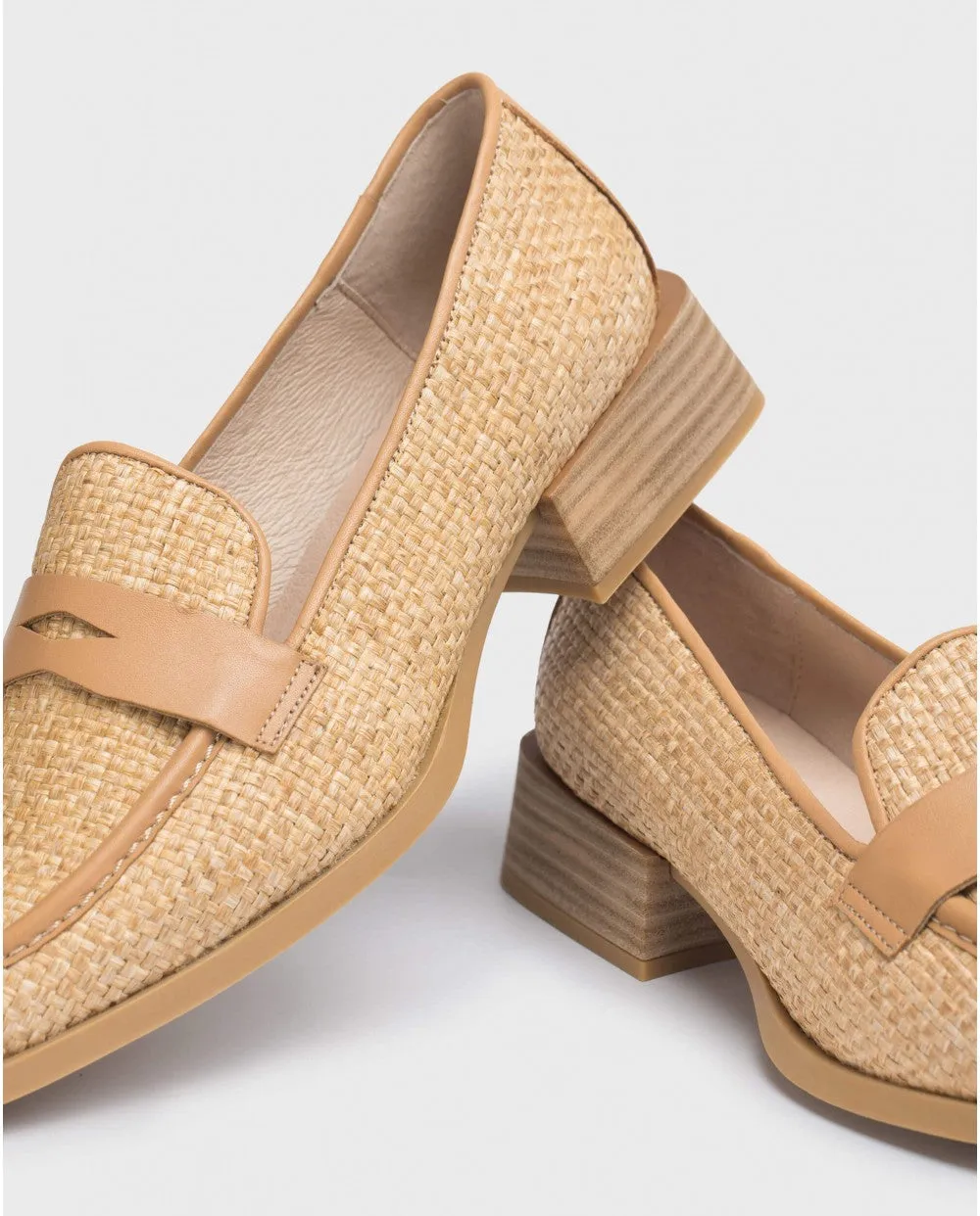 C6811 Raffia Sand Loafer