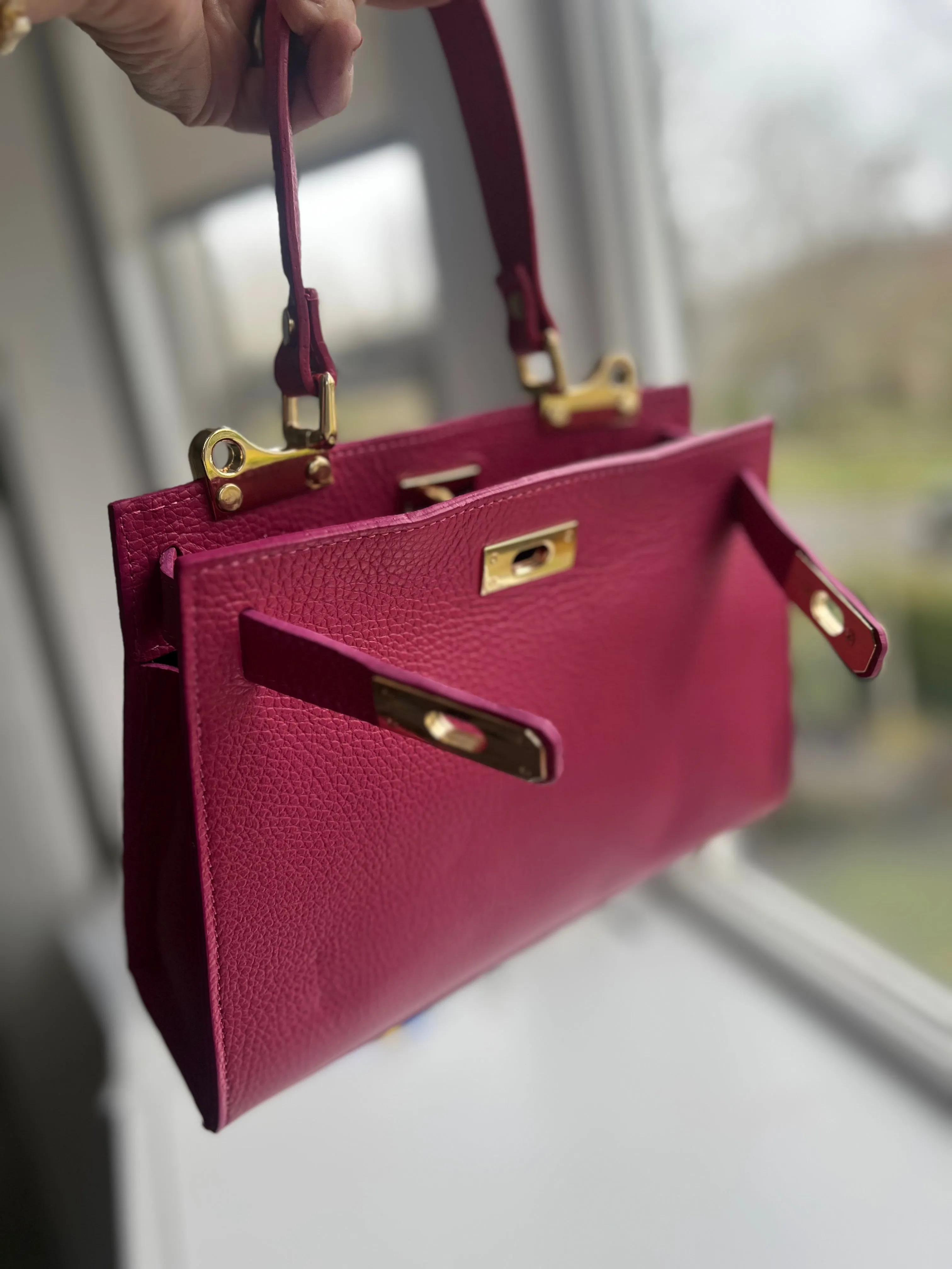 Classic Leather Handbag | Kelly | New