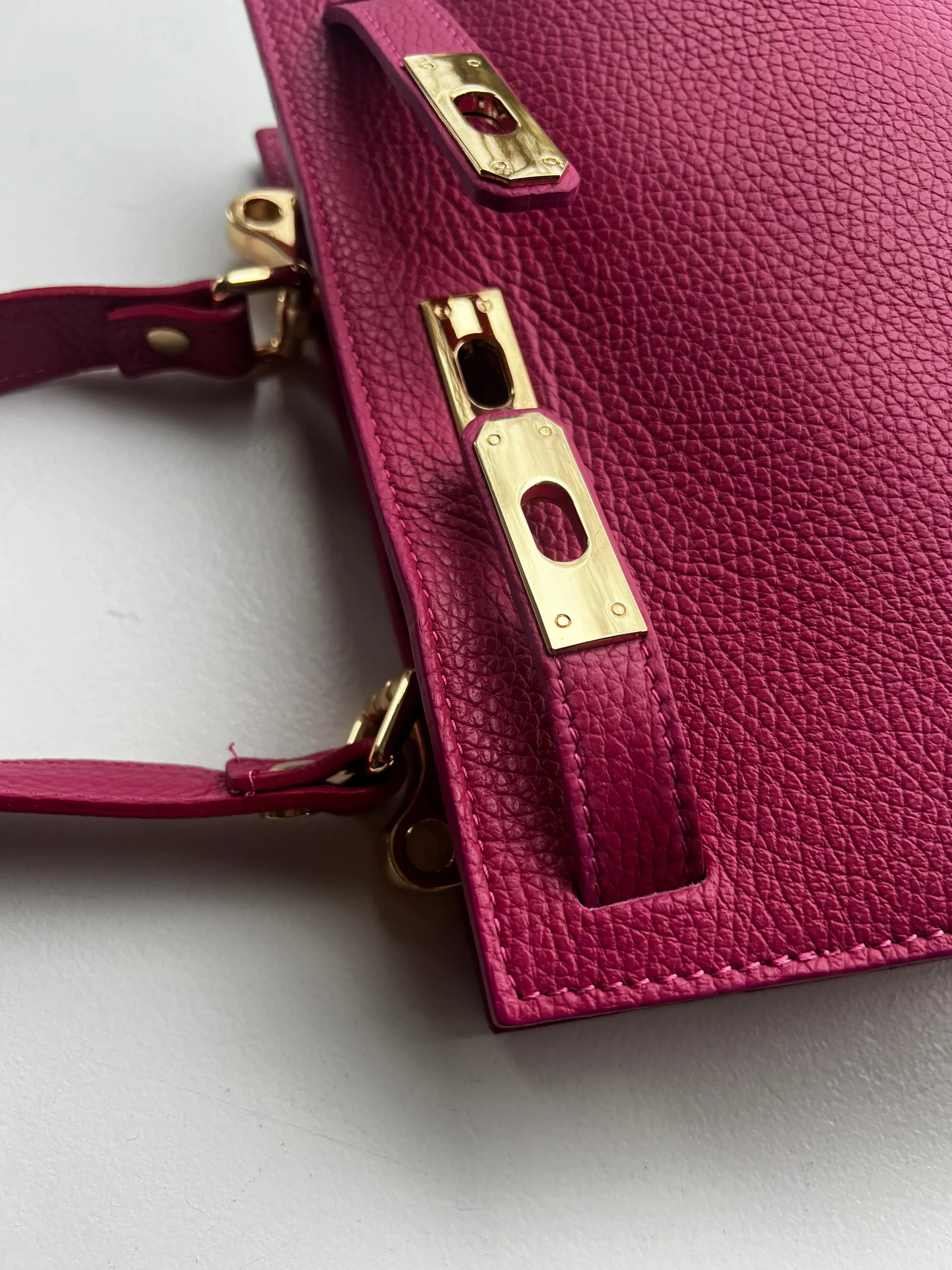 Classic Leather Handbag | Kelly | New