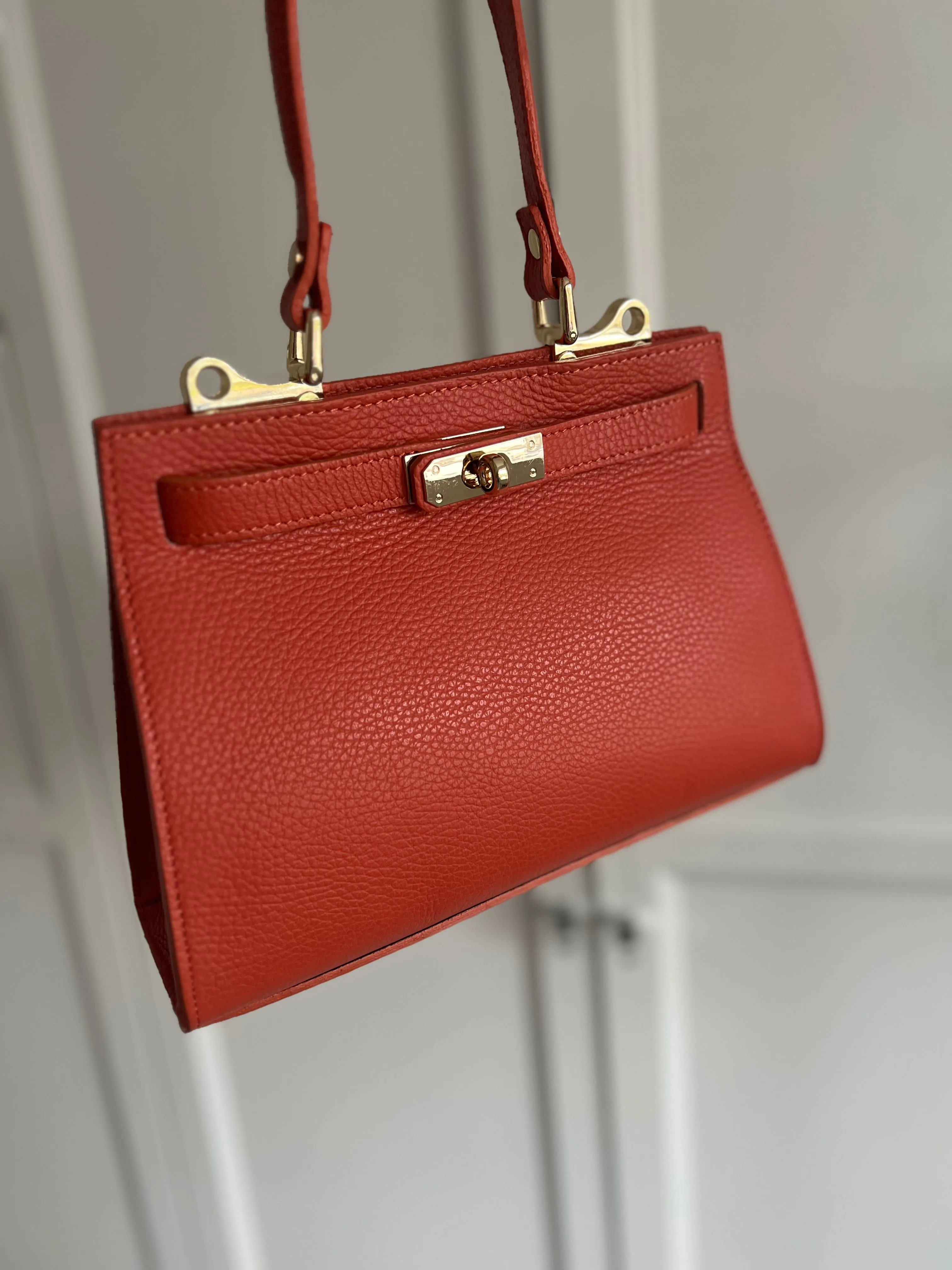 Classic Leather Handbag | Kelly | New