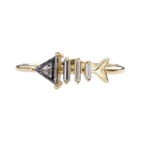 Gold Fish Bone Ring with Triangle and Baguette Cut Diamond