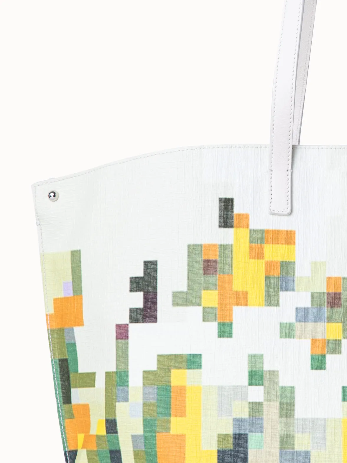 Medium Ai Schultertasche mit Flowers at Home Druck