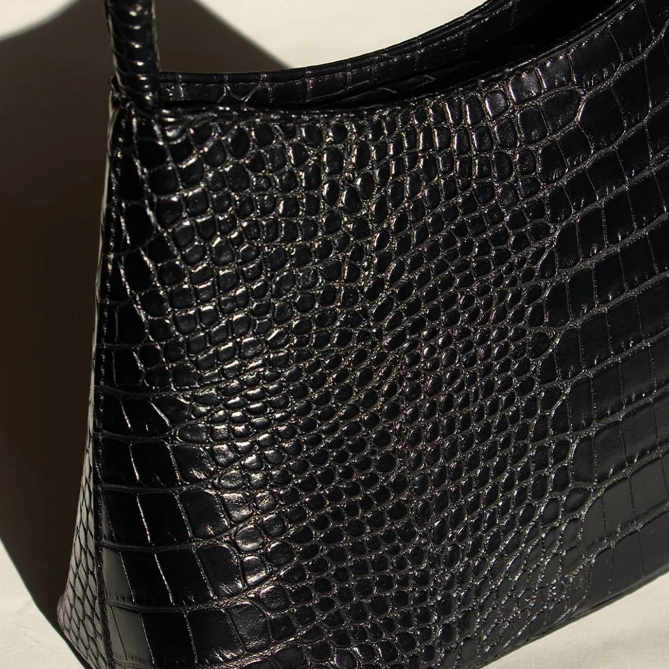 THE CHLOE BLACK MATTE CROC