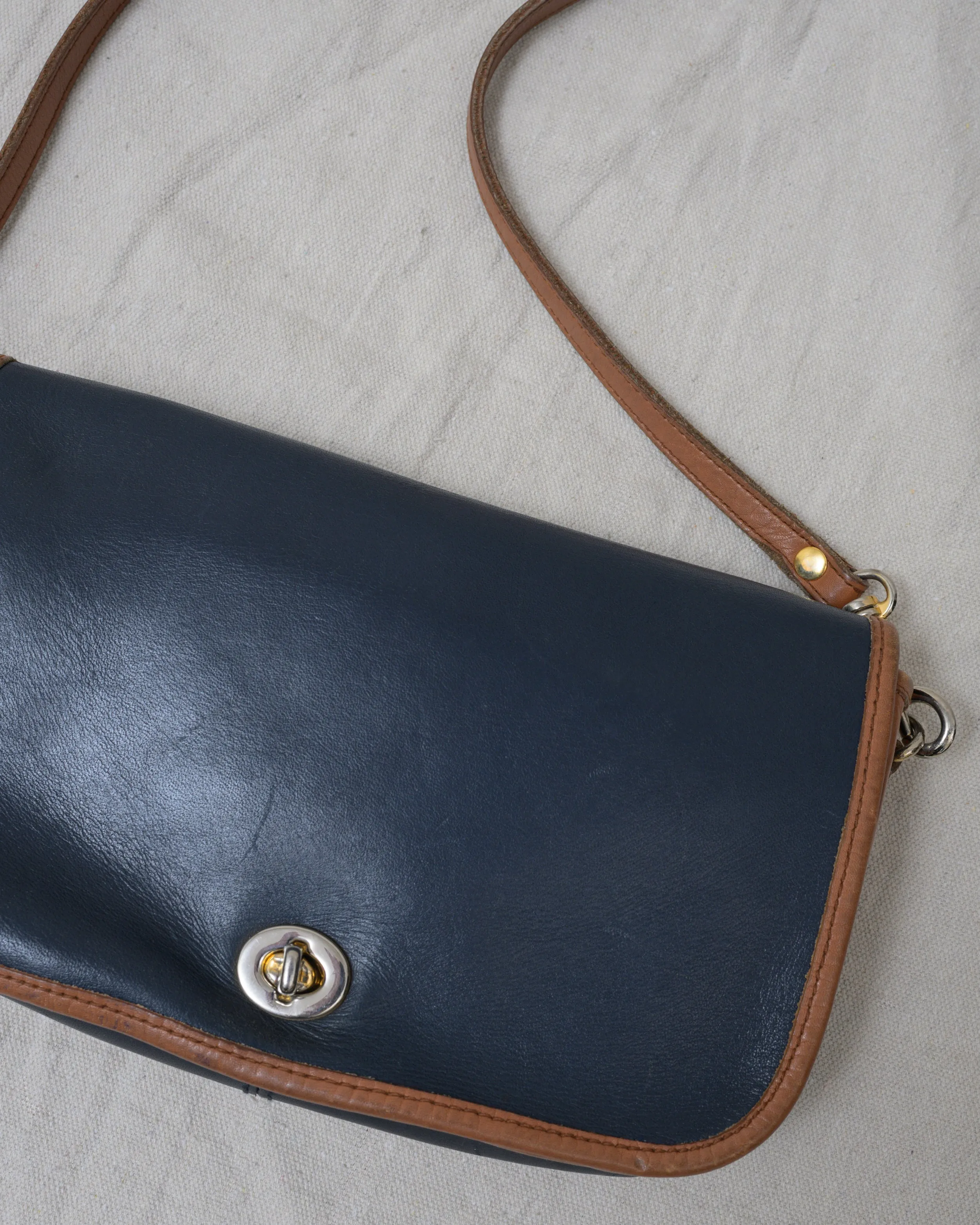 Vintage Navy   Tan Leather Bag